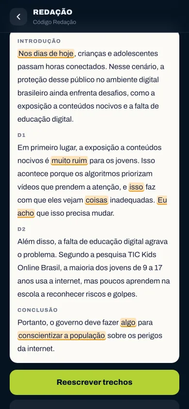 Redação com trechos marcados pelos alertas automáticos